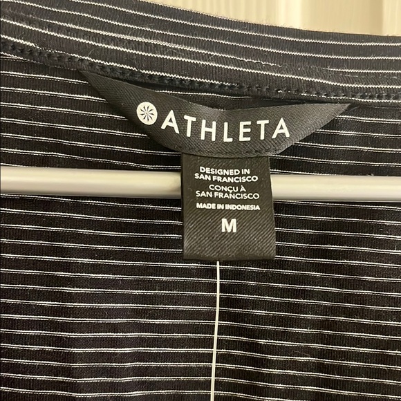 Athleta Essential V-neck Black Striped Women's Top - Picture 3 of 4
